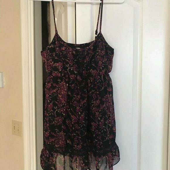 Women Top - Picture 4 of 5